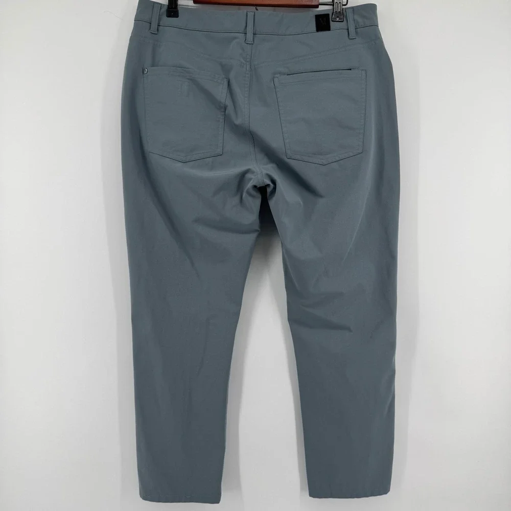 Vuori Meta Pants Mens 34 Slate Blue Technical Stretch 5-Pocket Tapered V430